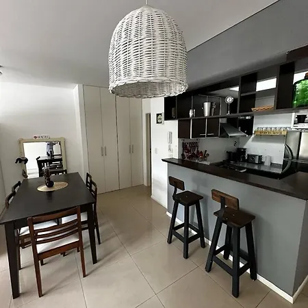 Lovely & Lightful Studio With Pool San Fernando Exterior photo